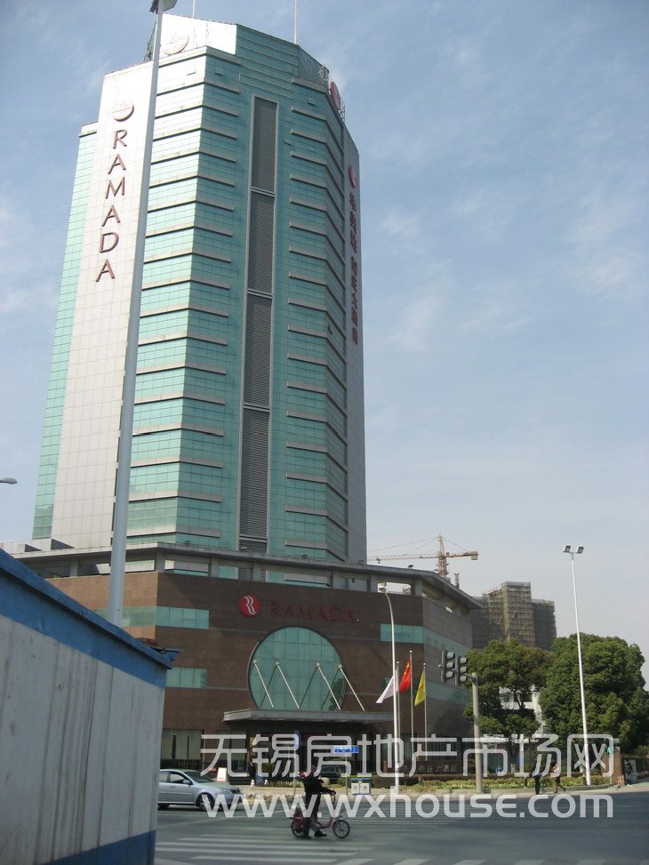 周邊華美達酒店      