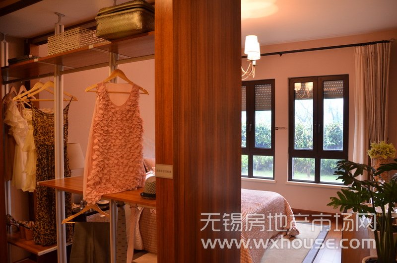 戶型135平米樣板房：主臥      