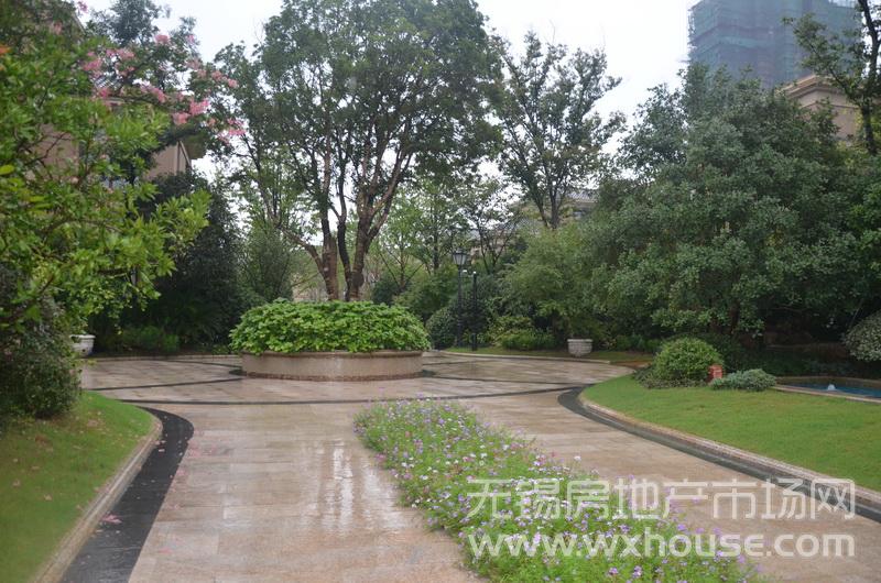 戶型260平米別墅樣板房：小區景觀      