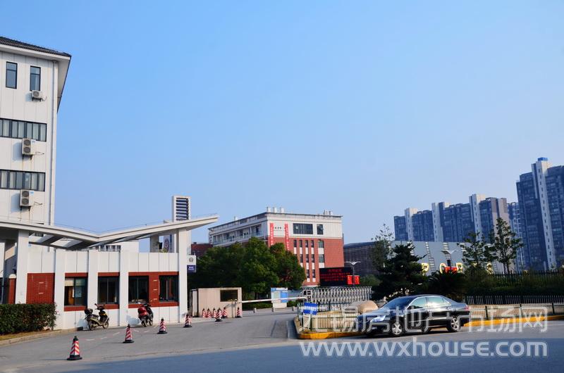 周邊配套：省錫中小學、初中      