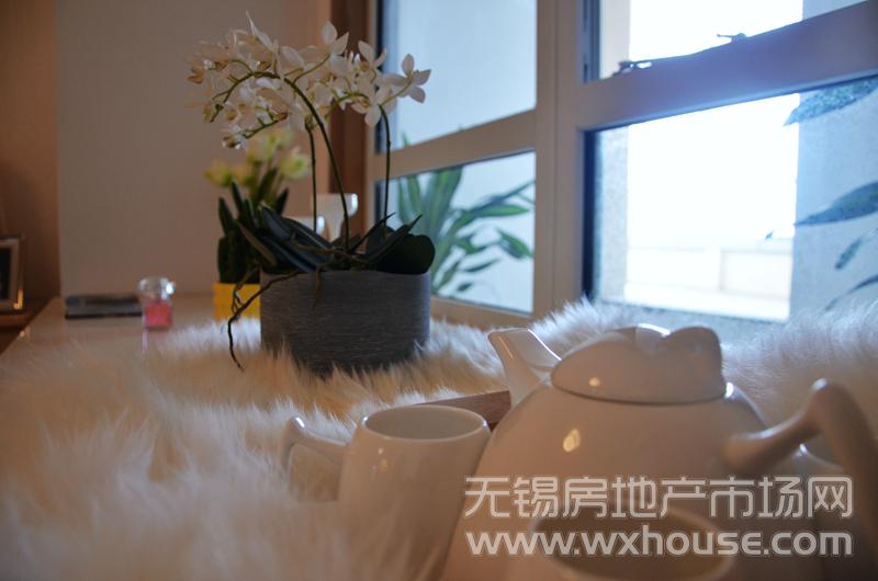 78㎡樣板間：主臥飄窗      