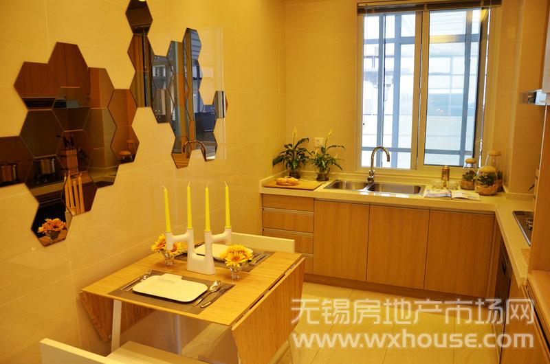 95㎡樣板間：廚房&餐廳      