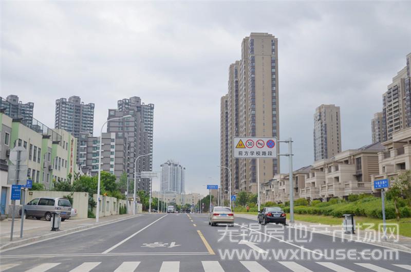 實景圖      