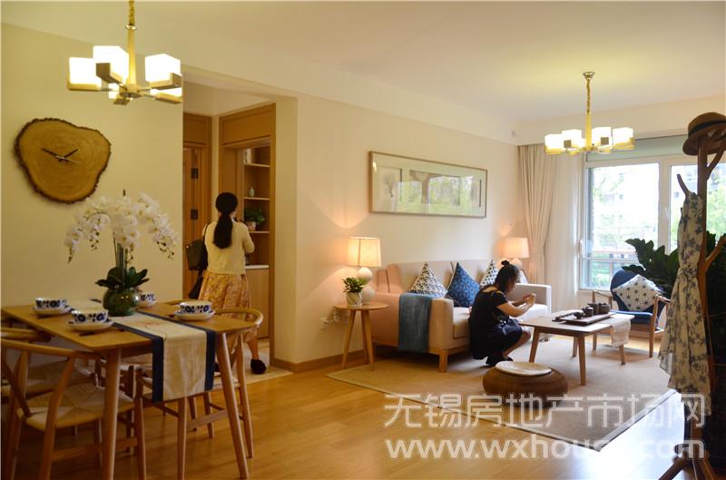 98㎡樣板間客廳      