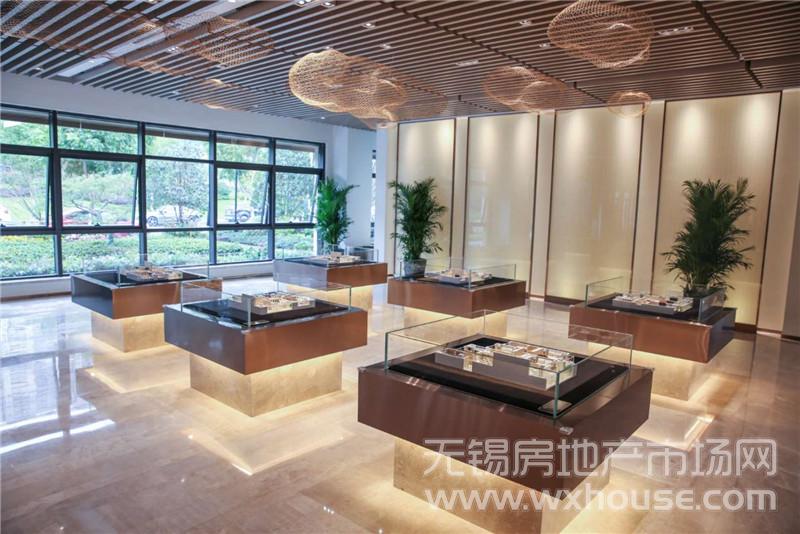 精工展示區      