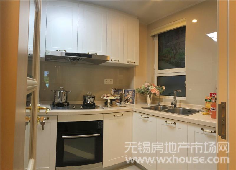 C戶型樣板間廚房      