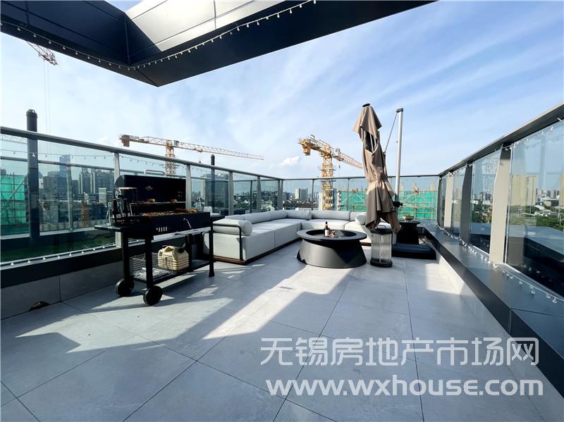 156㎡上疊戶型樣板間南露臺