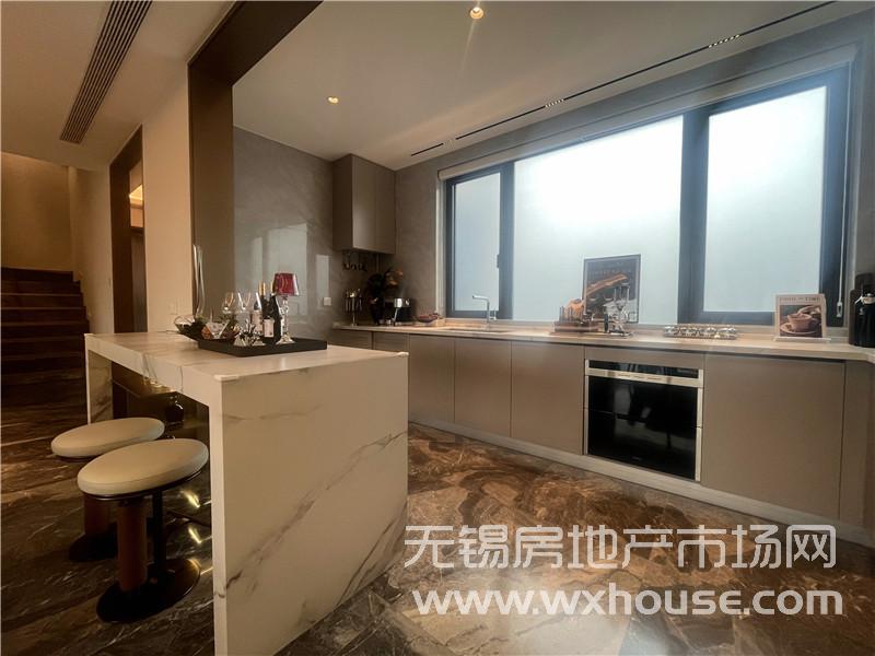 180㎡上疊戶型樣板間廚房