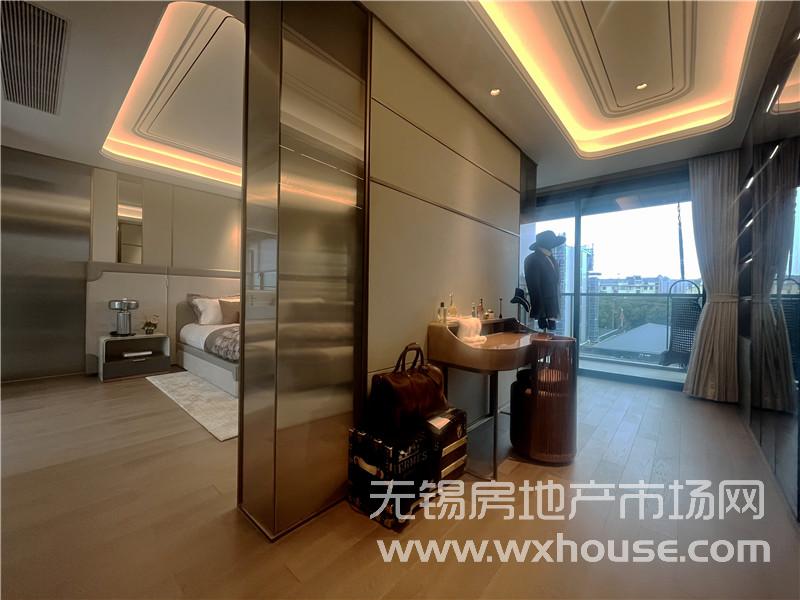180㎡上疊戶型樣板間衣帽間